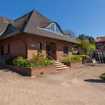 Hafen Haus 1 *