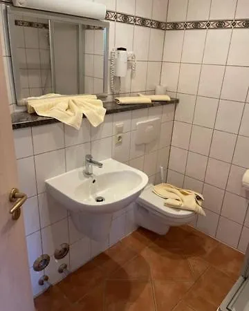 Hafen Haus 1 * Seedorf (Rugen)