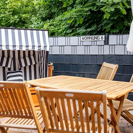 Hafen Haus 1 * Seedorf (Rugen)