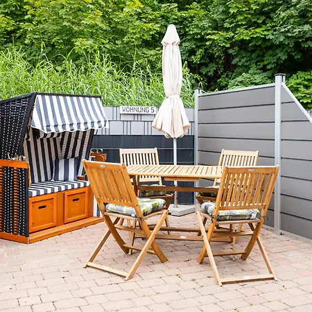 Hafen Haus 1 * Seedorf (Rugen)