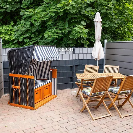 Hafen Haus 1 * Seedorf (Rugen)